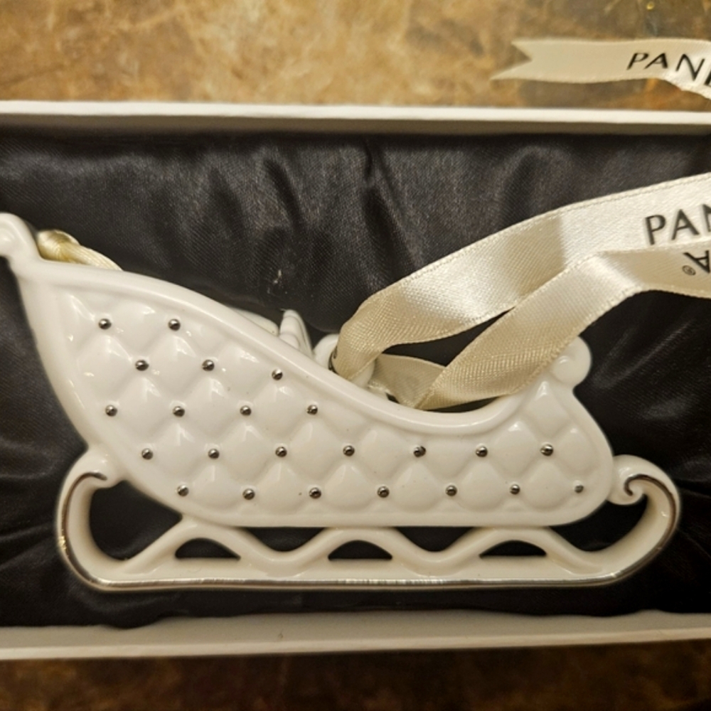 Pandora Christmas Ornament Winter Sleigh 2014 Retired Limited Edition